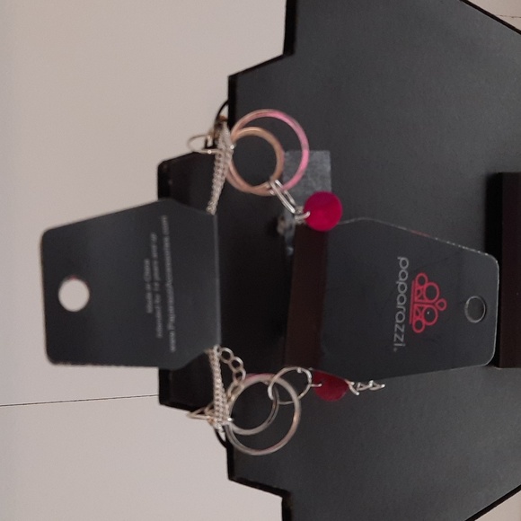 Paparazzi Earing,Necklace, and Bracelet set - Picture 4 of 5